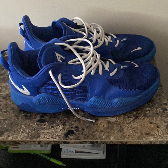 Outstandingly comfort. They give 2 inches off the ground. Laces up easy - Picture 4 of 7